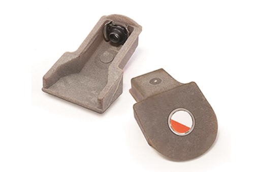 CB4522 - Internally-Fixtured Right-Angle Nutplate